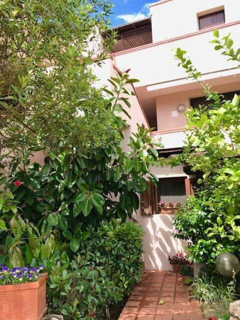 Porto Rotondo Lovely Apartment Bagian luar foto